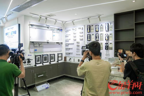 扎根小五金之鄉(xiāng)，95后廠三代將水族箱產(chǎn)品賣(mài)向全球