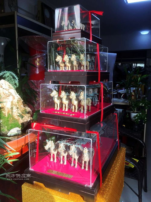 銅車馬仿古大擺件 純銅鑄造的青銅器工藝與獨(dú)特水族裝飾的融合